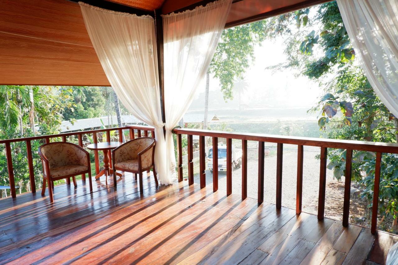 Pan Fai Homestay Nan Exterior photo